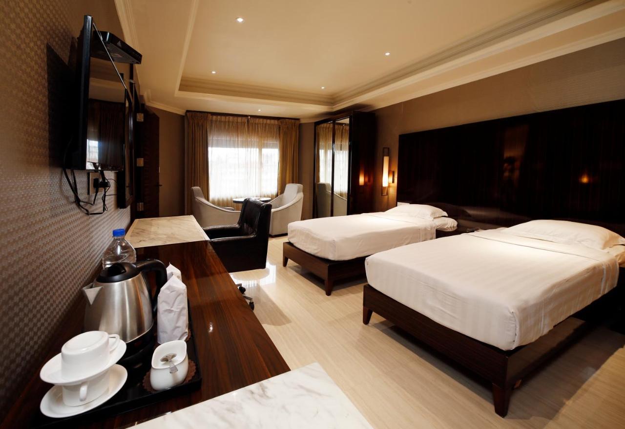 Hotel Park Residency Nilambūr Zewnętrze zdjęcie