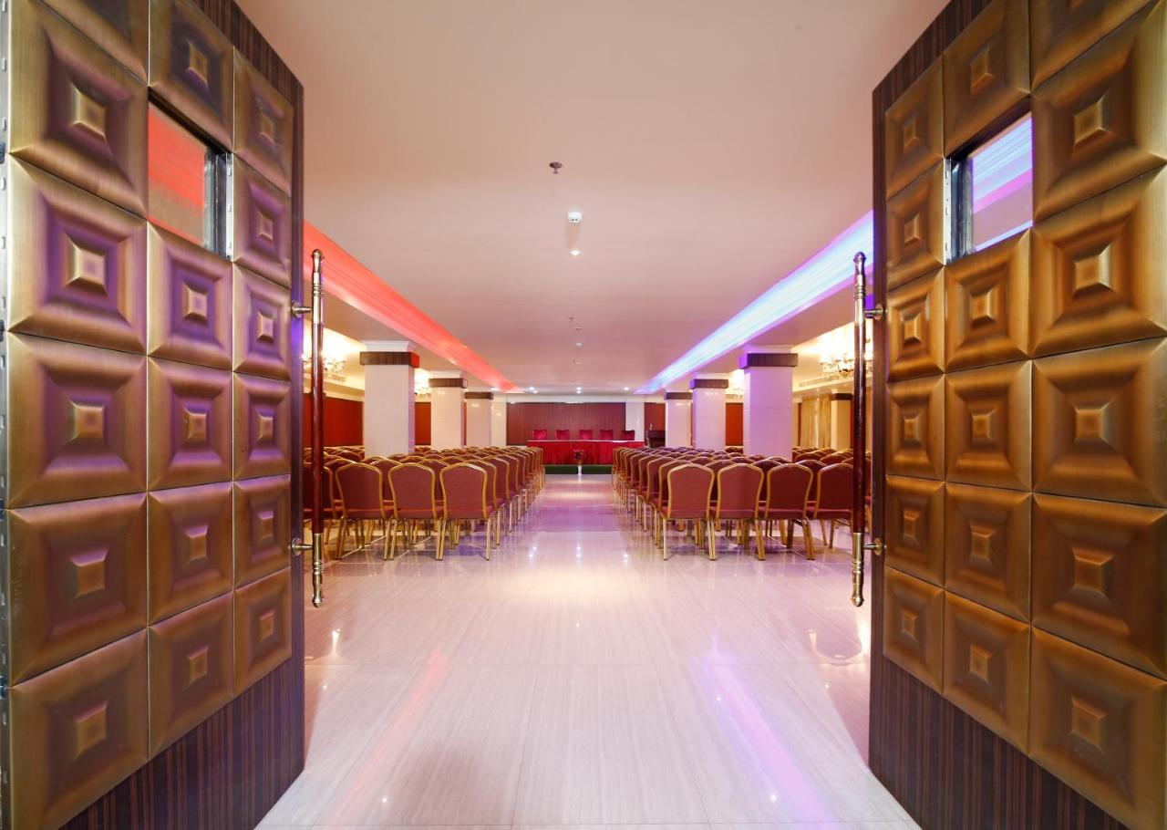 Hotel Park Residency Nilambūr Zewnętrze zdjęcie