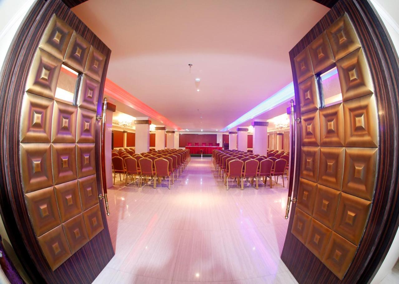 Hotel Park Residency Nilambūr Zewnętrze zdjęcie
