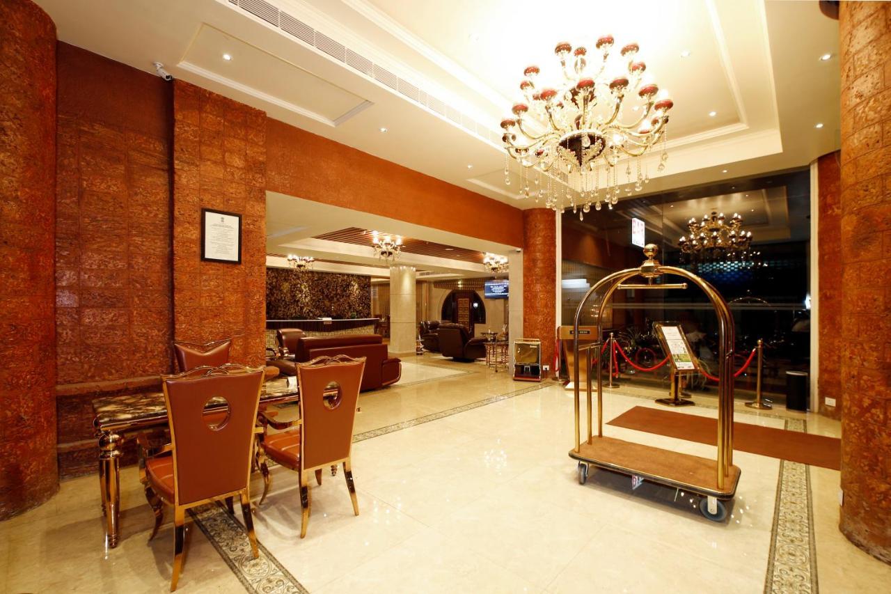 Hotel Park Residency Nilambūr Zewnętrze zdjęcie