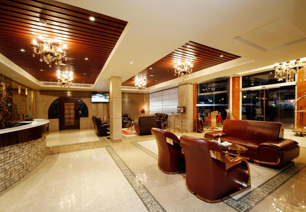 Hotel Park Residency Nilambūr Zewnętrze zdjęcie